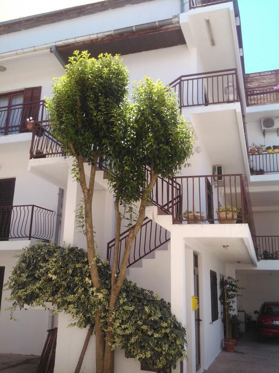 Apartmani Dado Ulcinj Zewnętrze zdjęcie